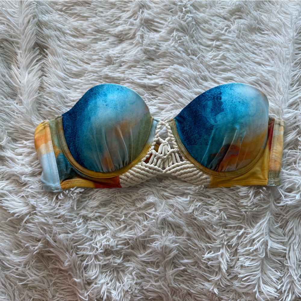 VENUS Longline Bikini Top